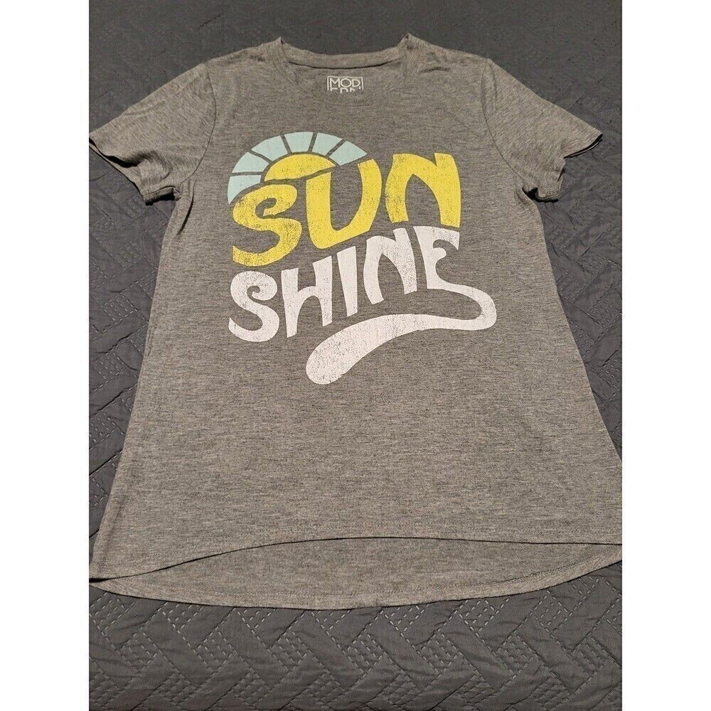 Modern Lux Sunshine Graphic Women's Short Sleeved Tee Shirt Size Small - Picture 1 of 5